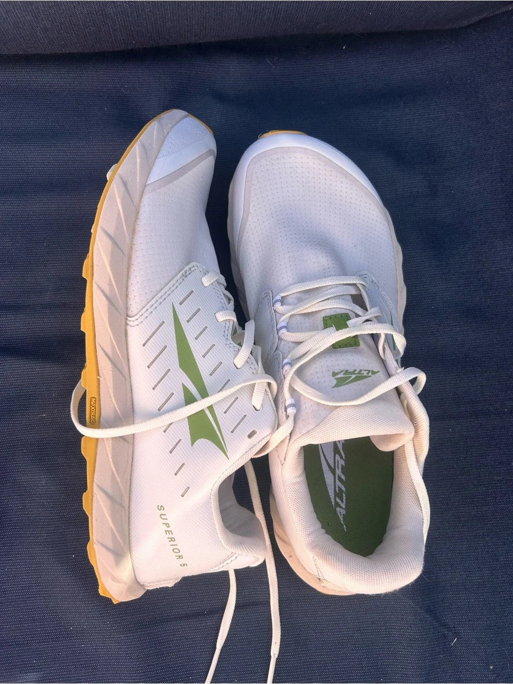 Altra Superior 6 Trail Running Shoes — Men’s Size 11 EUC - Picture 1 of 10